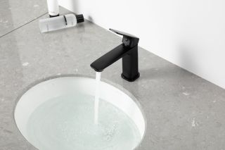 Смеситель для раковины Gappo G1028-6 чёрный