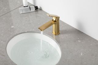 Смеситель для раковины Gappo G1028-3 золотой сатин