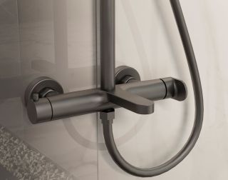 Душевая стойка Vincea Rondo VSFS-1R1GM, вороненая сталь